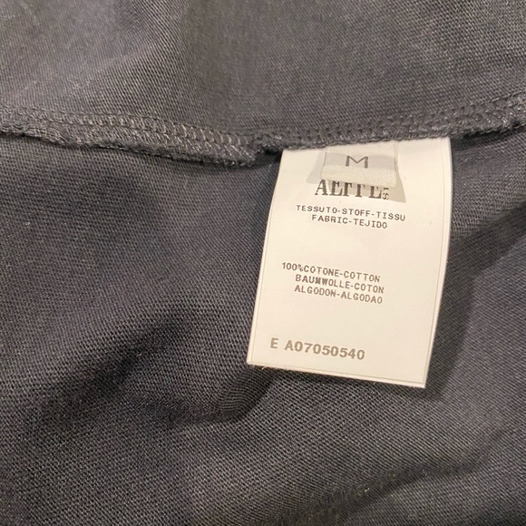 Moschino T-Shirt - Picture 7 of 7